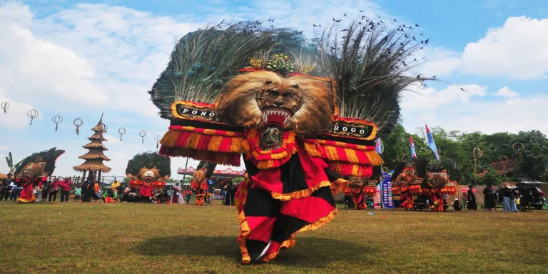 Reog Ponorogo – Budaya Indonesia Yang Harus Dilestarikan
